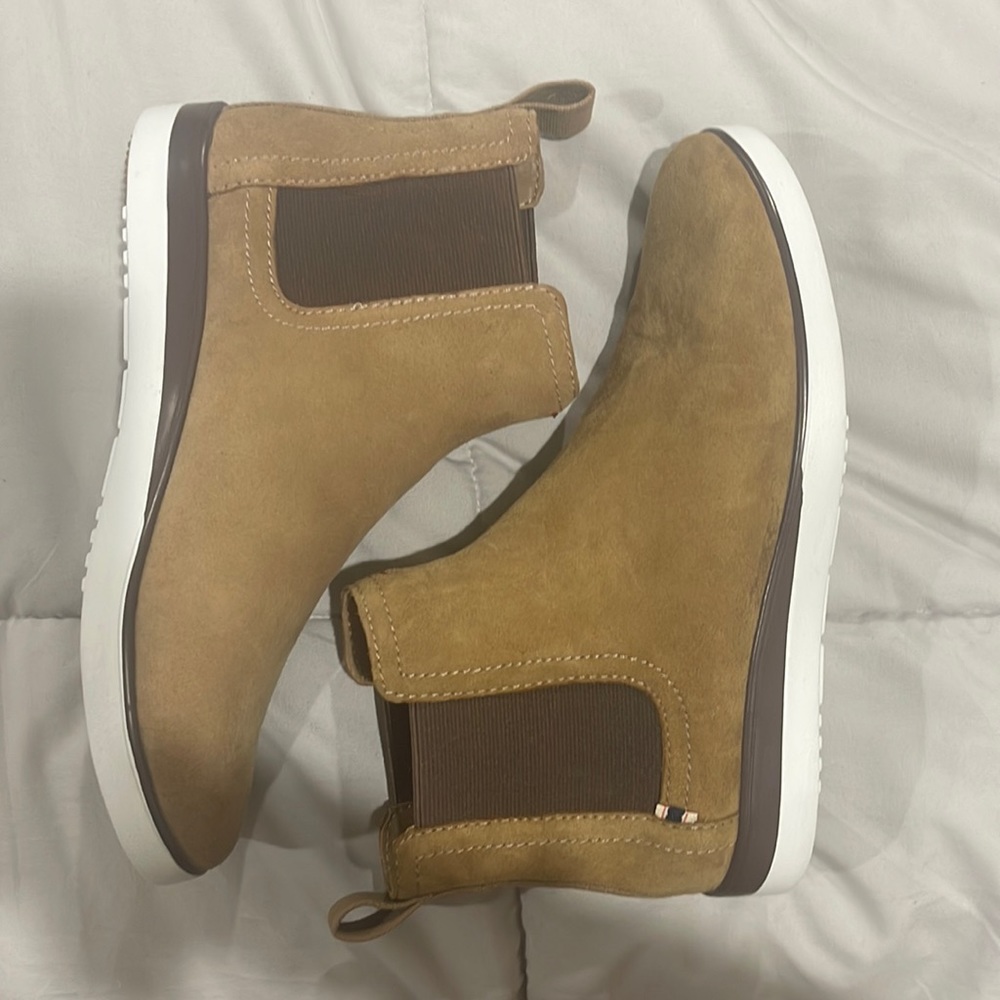 Ellen Degeneres - Size 7 1/2 Suede Bootie